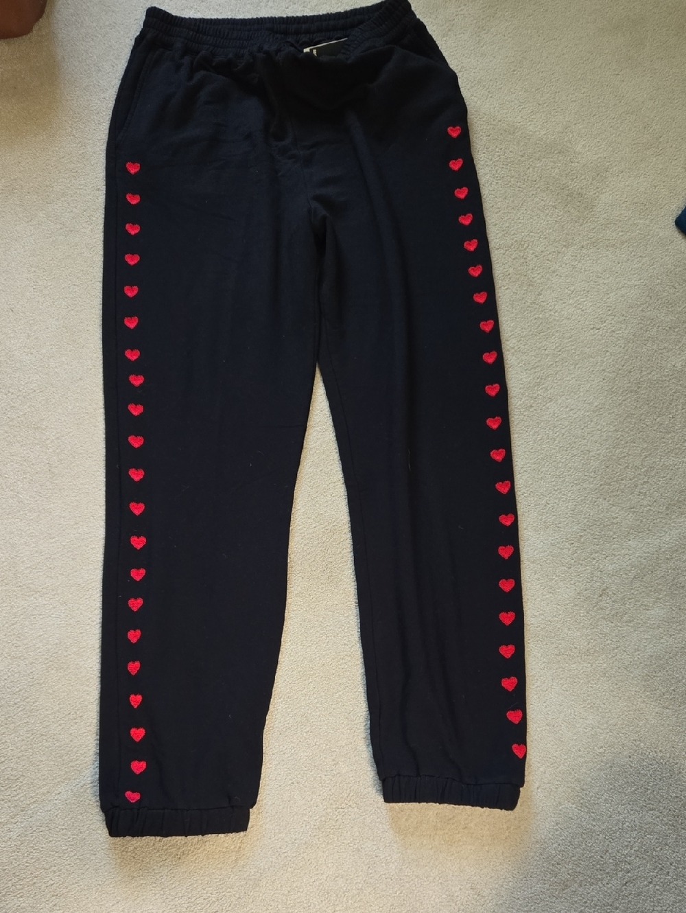 NWT Monrow Black Sweatpants with Red Heart Side Trim M